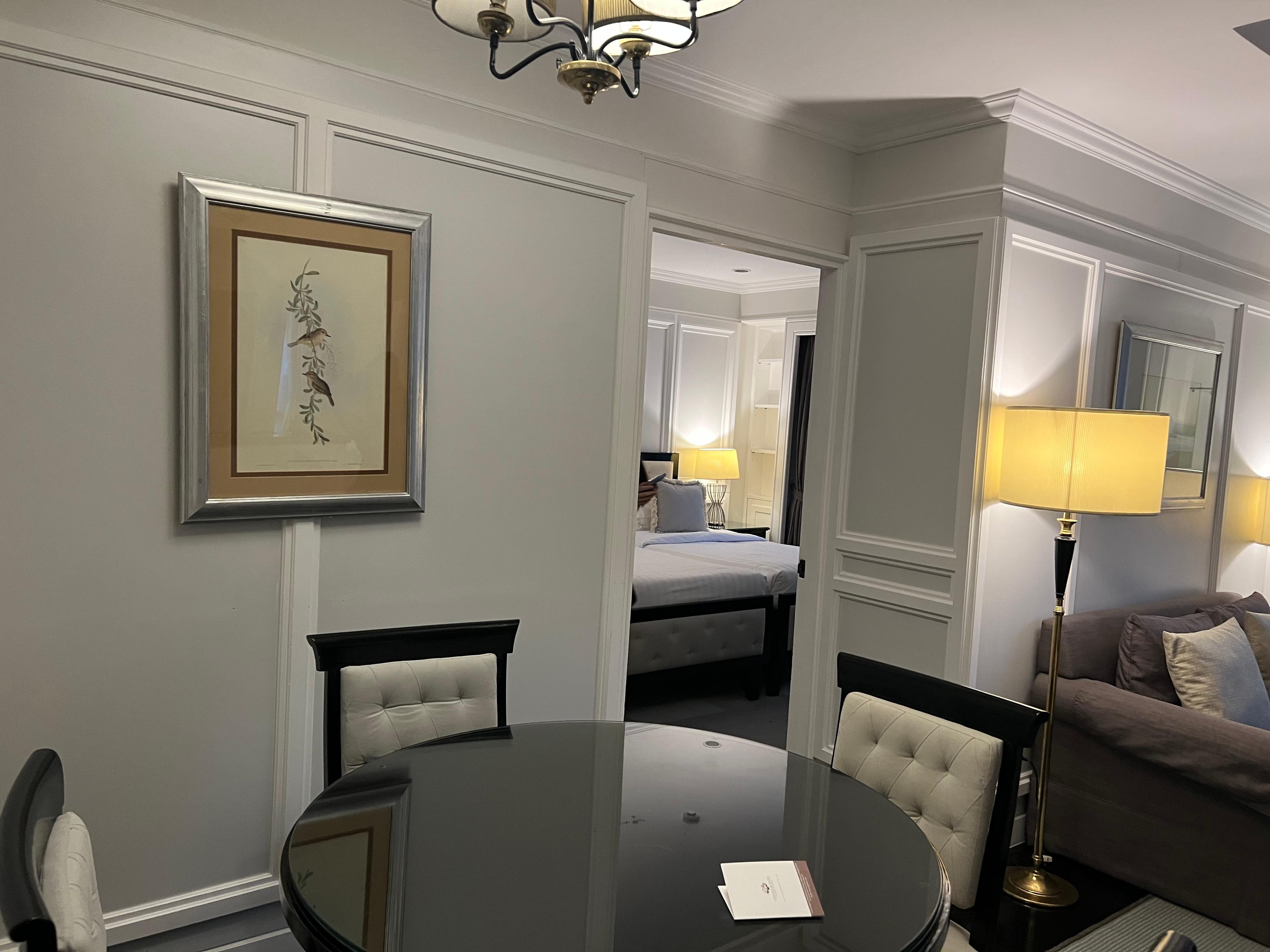 2ベットルームそれぞれに浴室トイレあり。古さはあるが快適