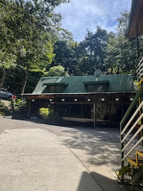 Reception and breakfast room