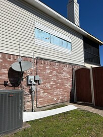 siding falling off
