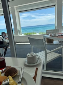 Breakfast with a view ;)