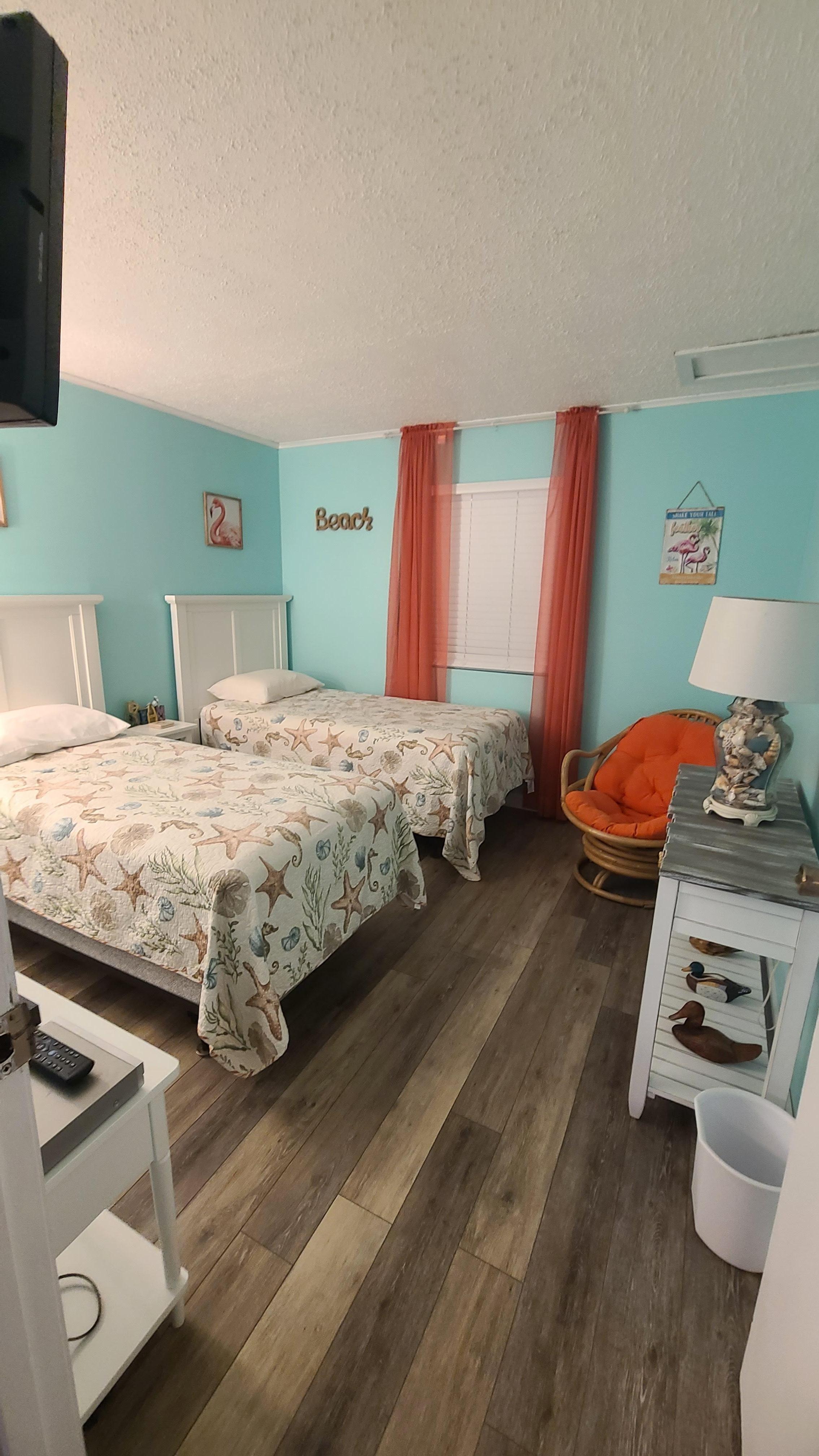 2nd bedroom