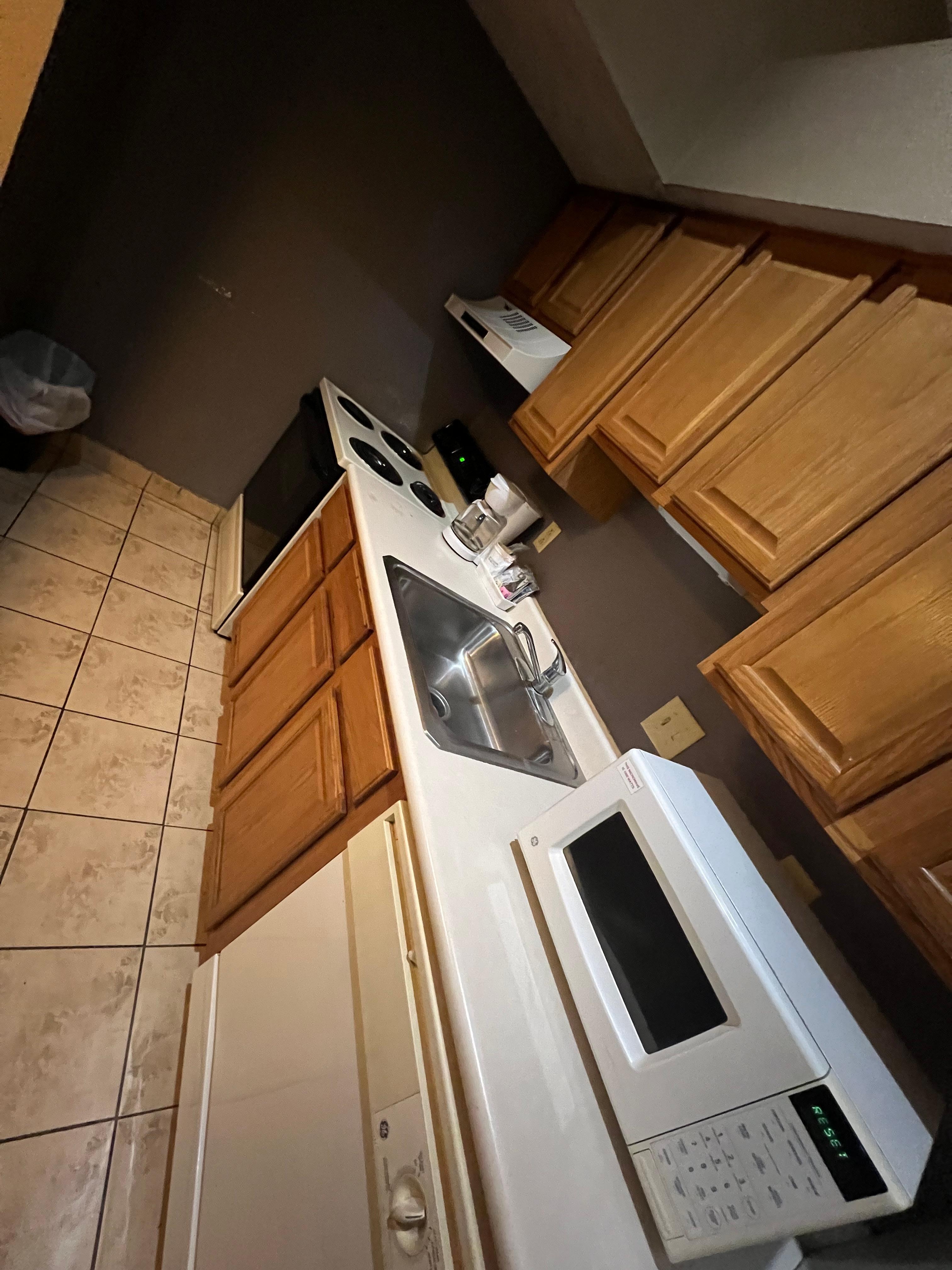 The actual appliances in the 2 bedroom suite