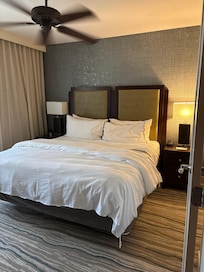 King size bed