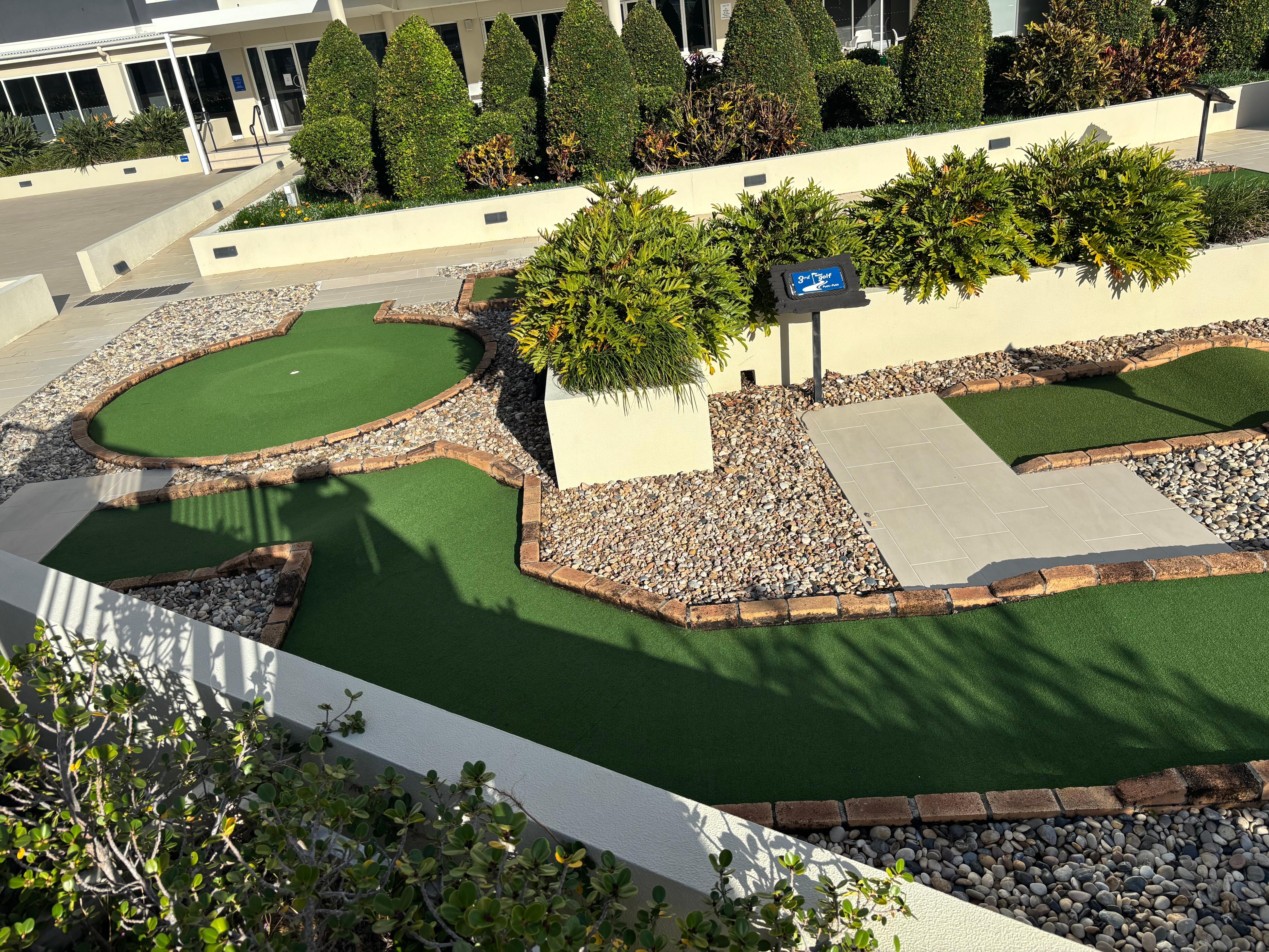Putt putt golf