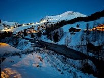 Superbe vue de nuit du balcon