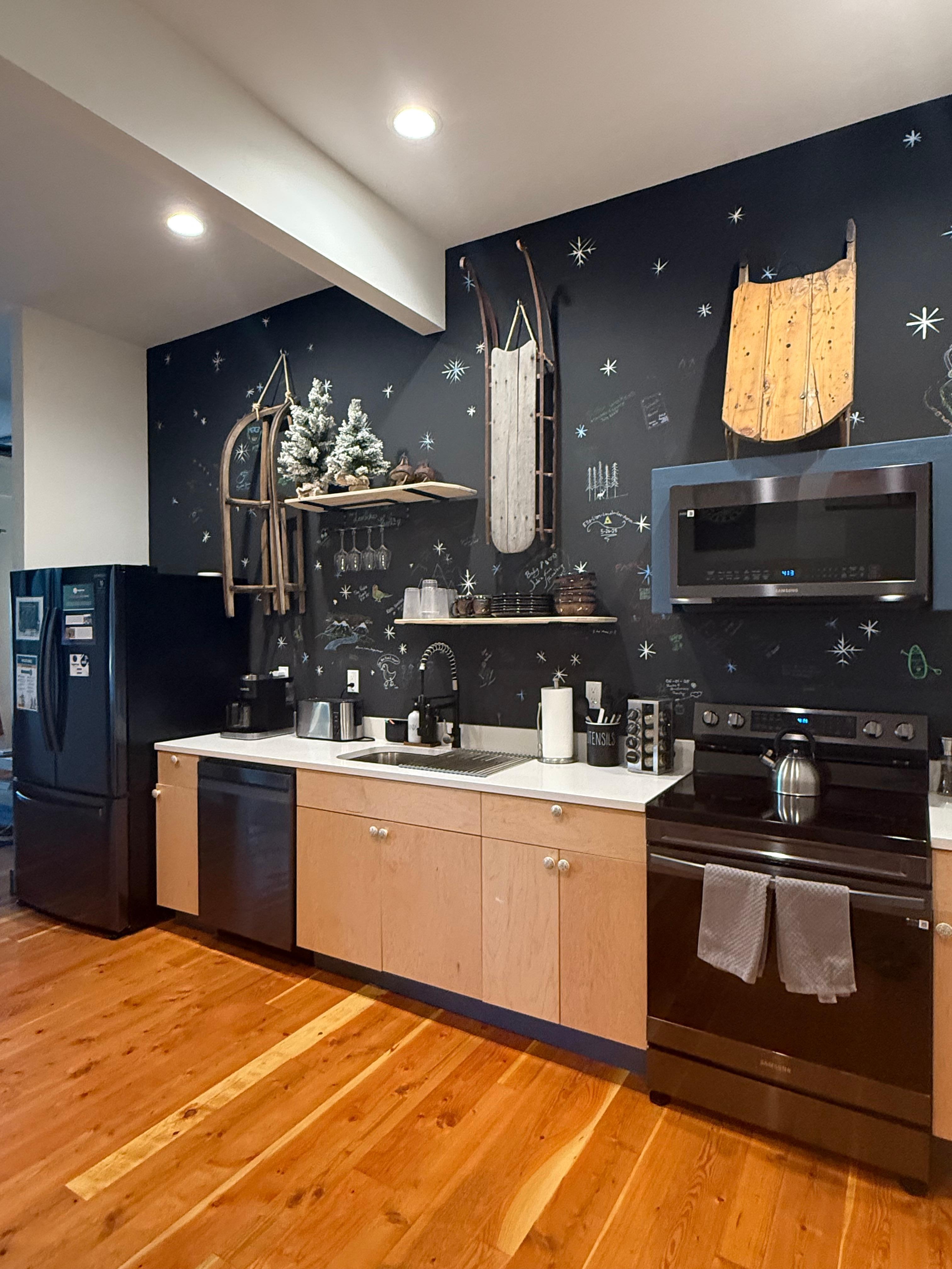 Well stocked kitchen 