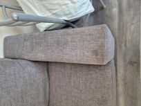 Old discusting dirty springs to sleep on my dog wont sleep there