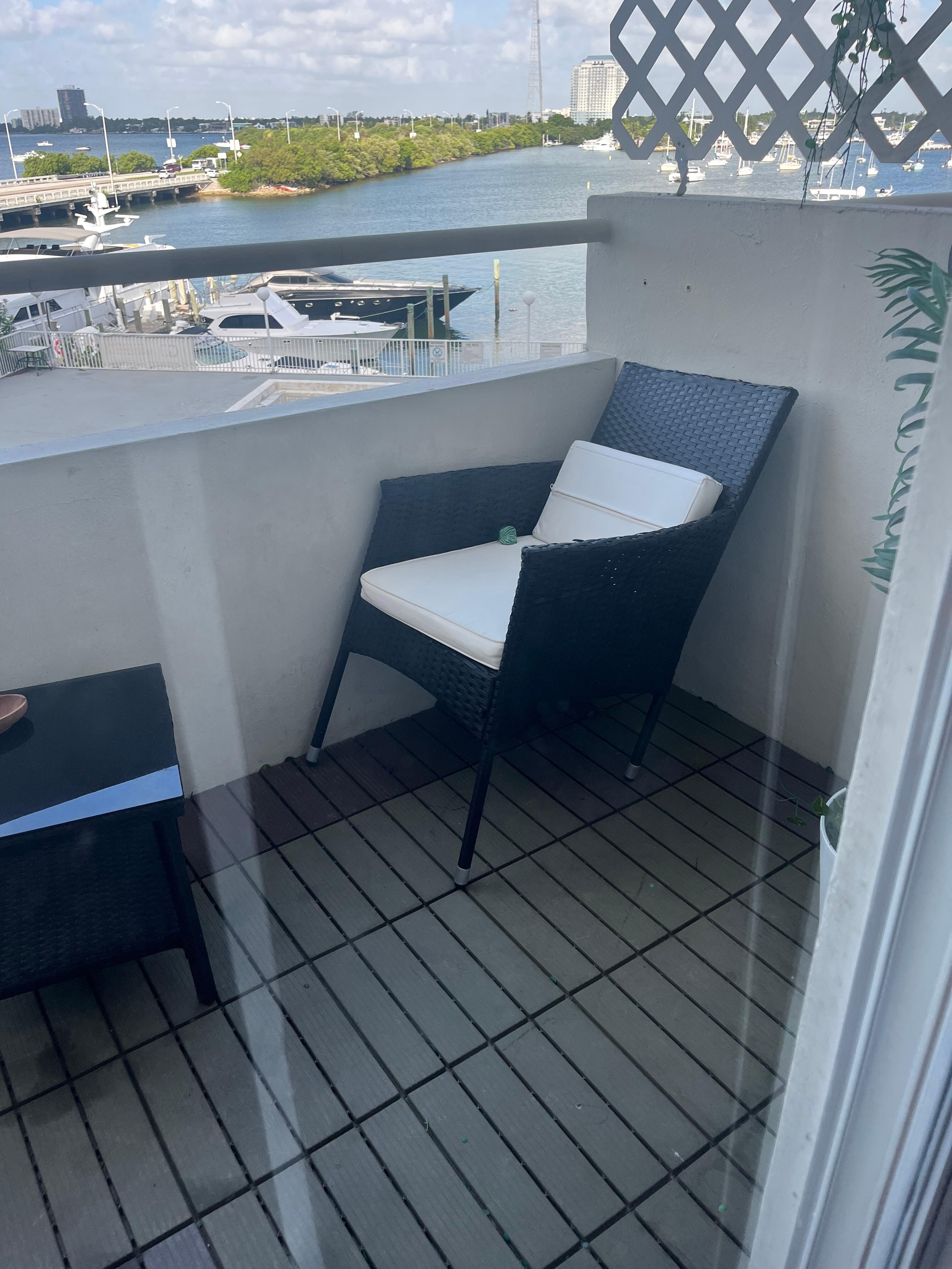 This is one of the patio chairs it’s broken