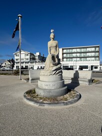 Sea memorial on the beach just steps away.