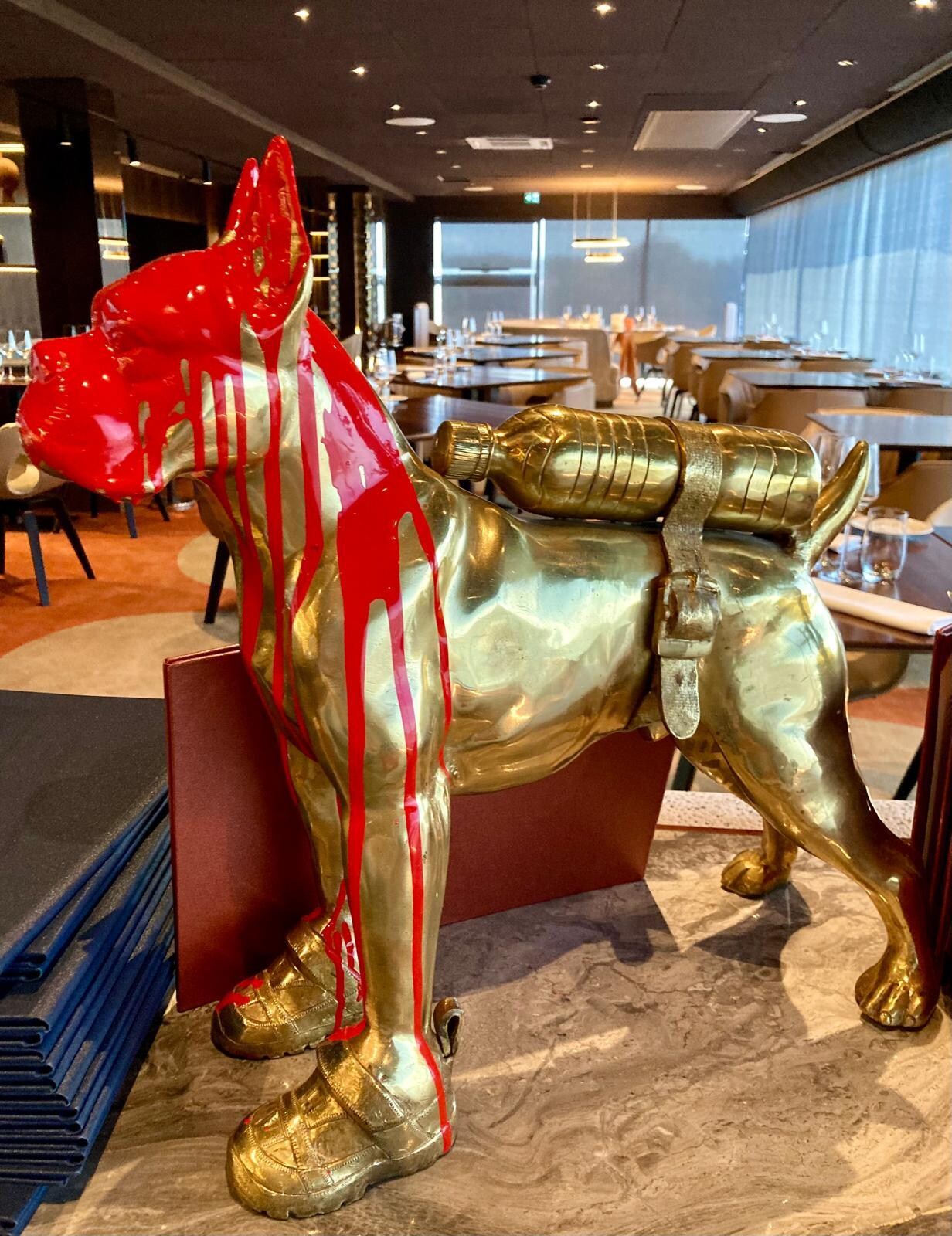 The Dog @ViewSkyBarRestaurant