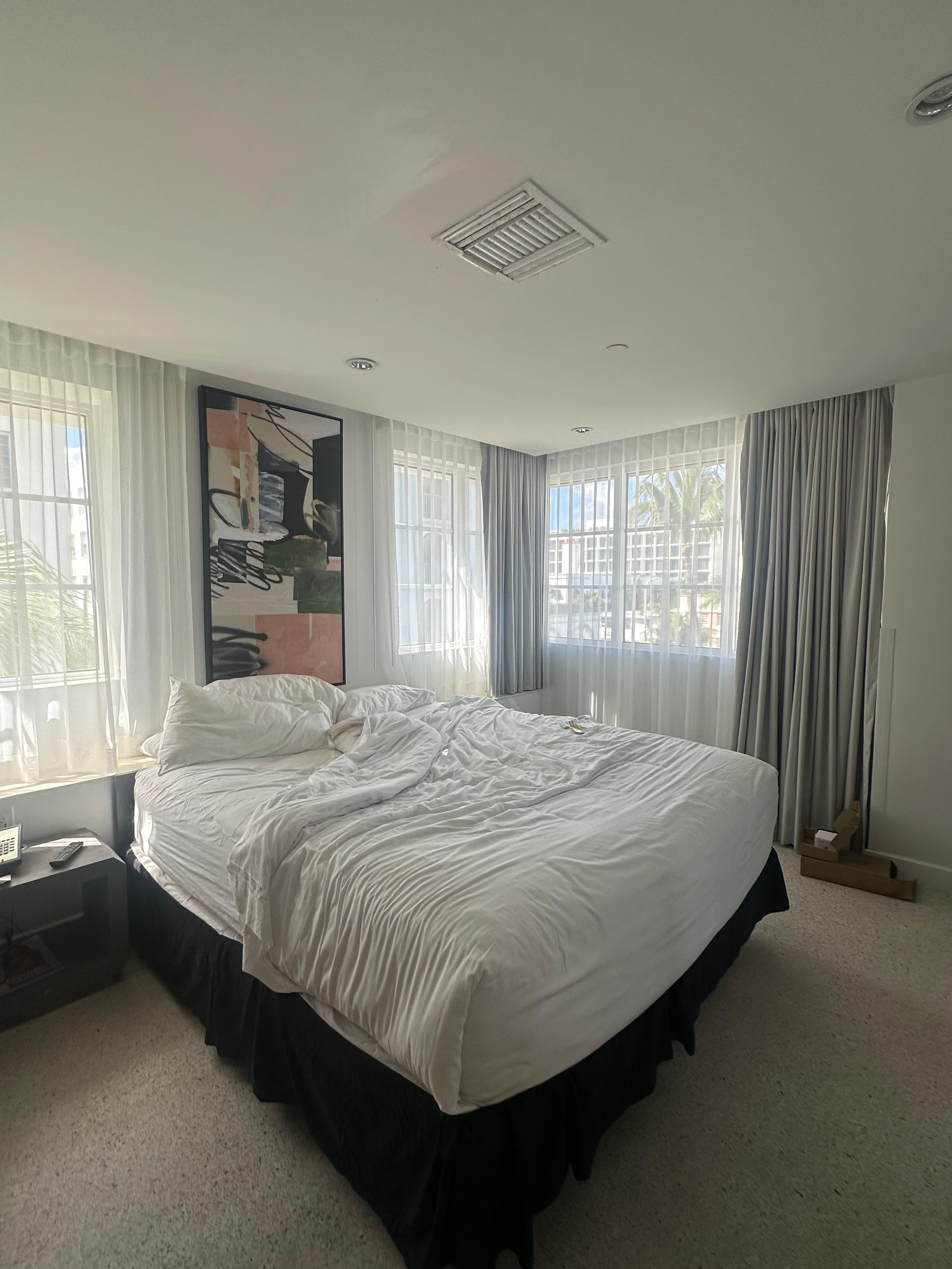 Our corner room with 2 side views