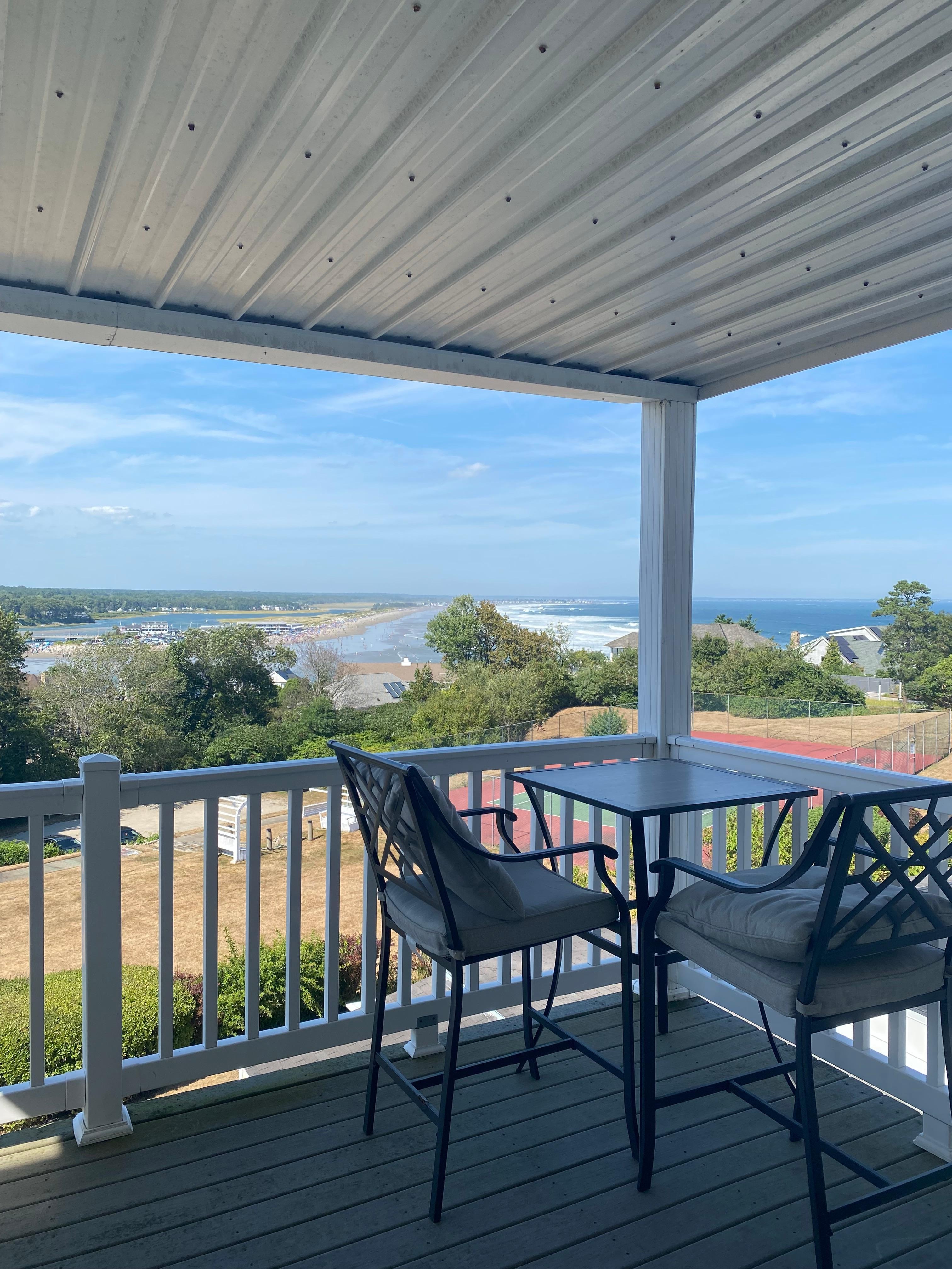 It REALLY is this panoramic and stunning. 