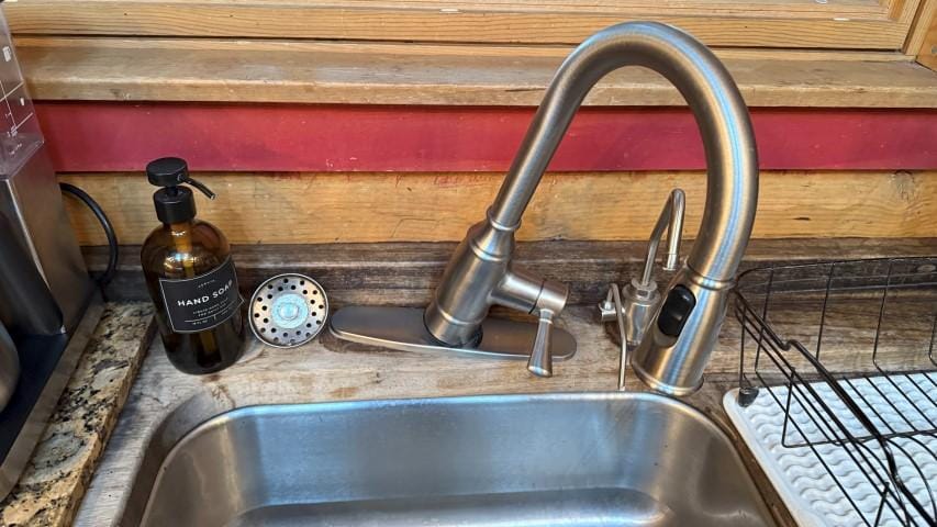 Broken kitchen faucet