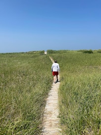 Second access to beach