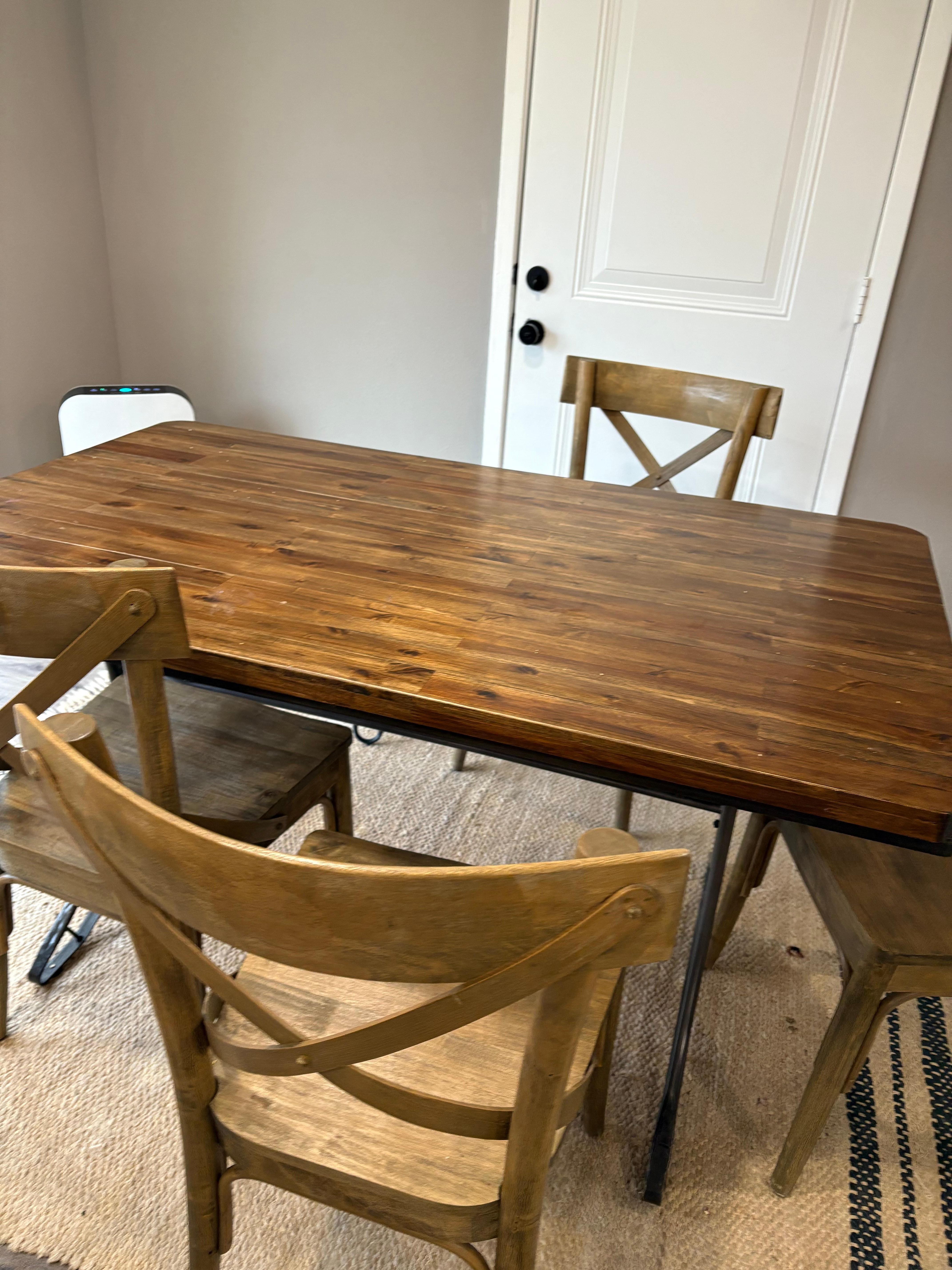 We left the house very clean 