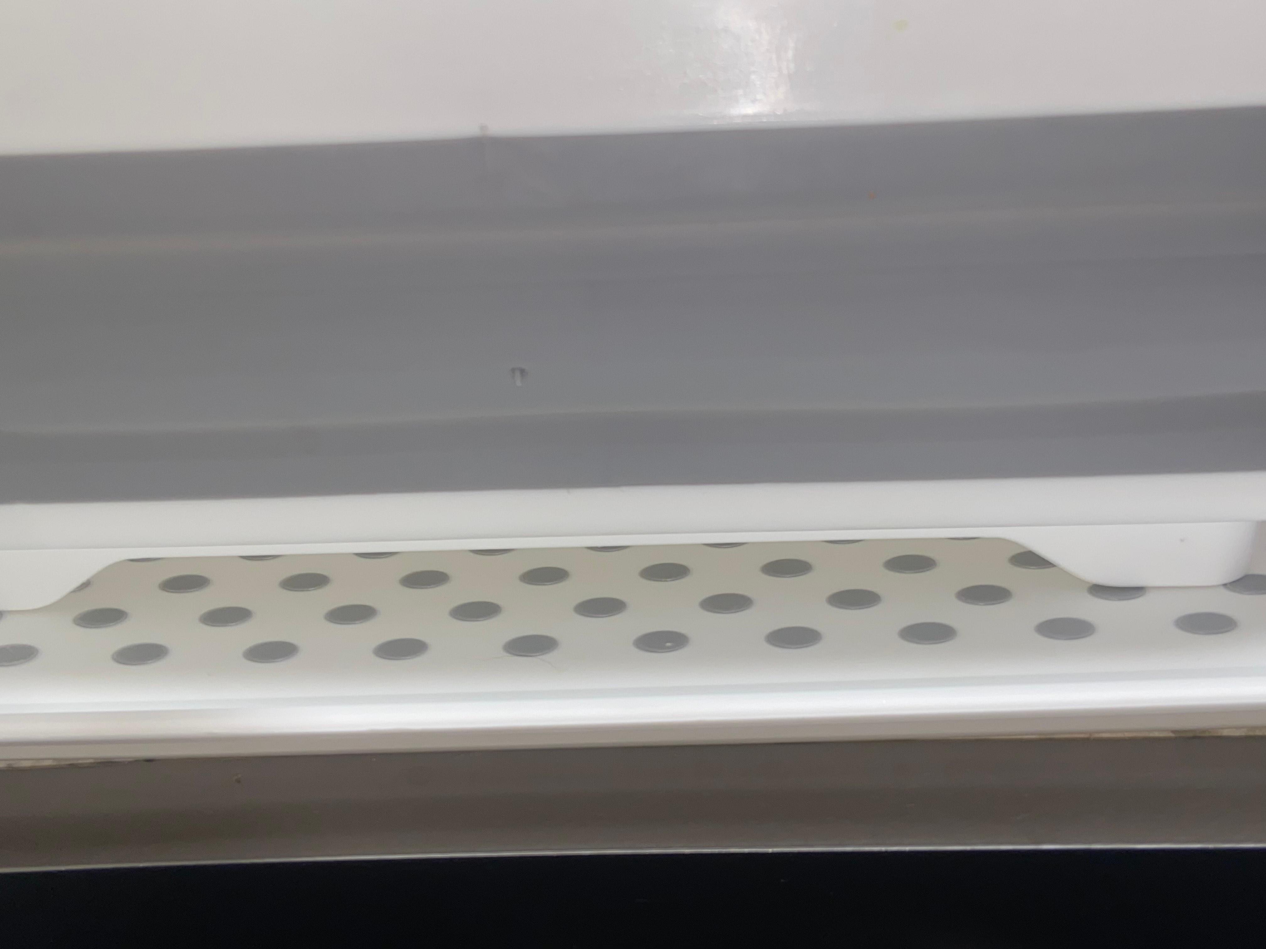 Kitchen dish strainer