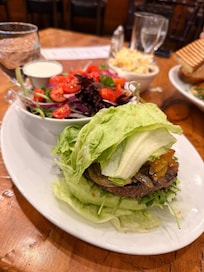 They have a great american restaurant and bar inside. I cannot have gluten and they fixed the sandwish with lettuce ❤️