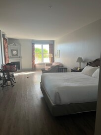 Beautiful big room!