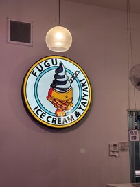 Great Ice Cream spot just off Mission Ave, just up from the beach a few blocks