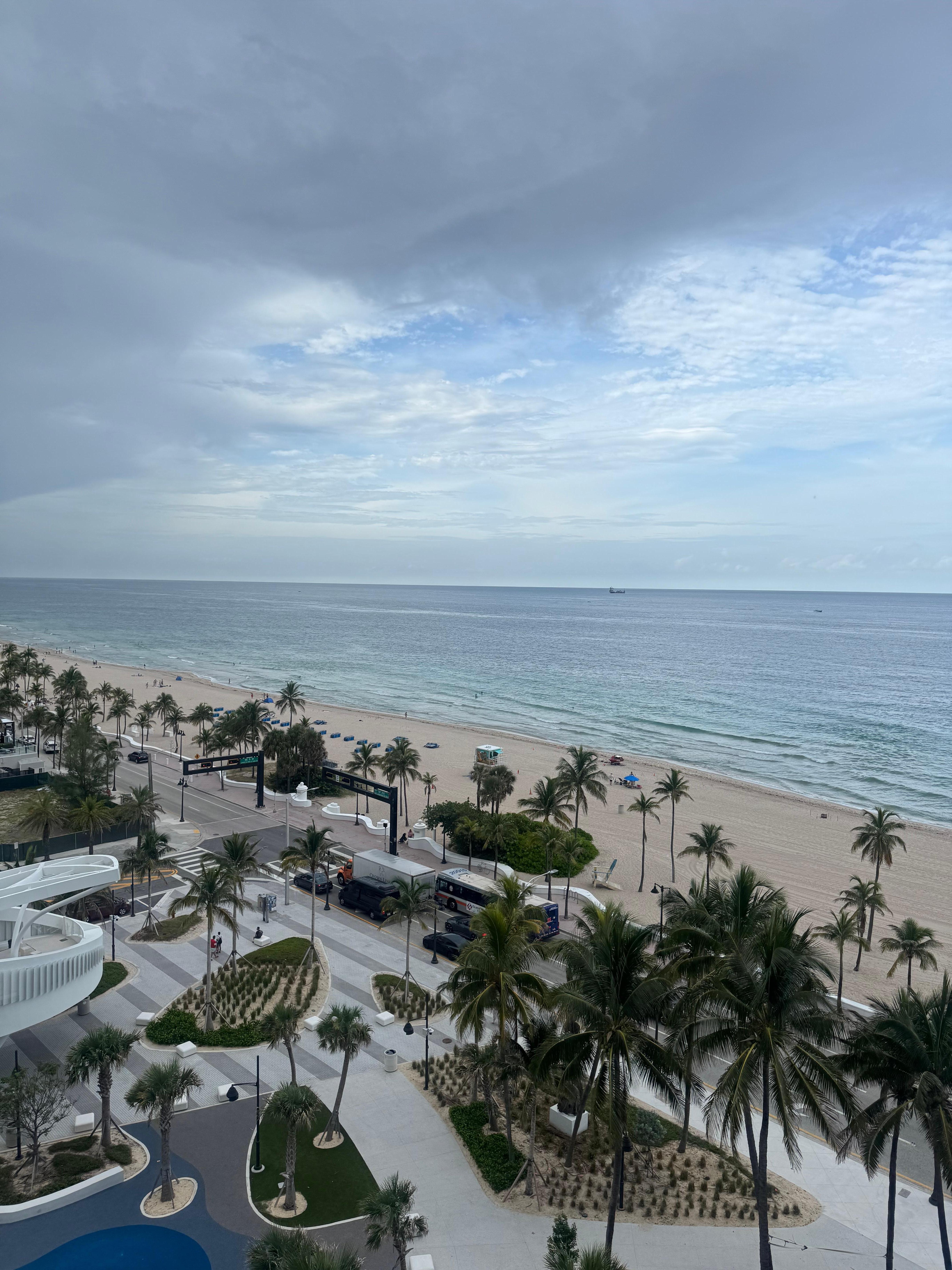Daytime room view - ocean view