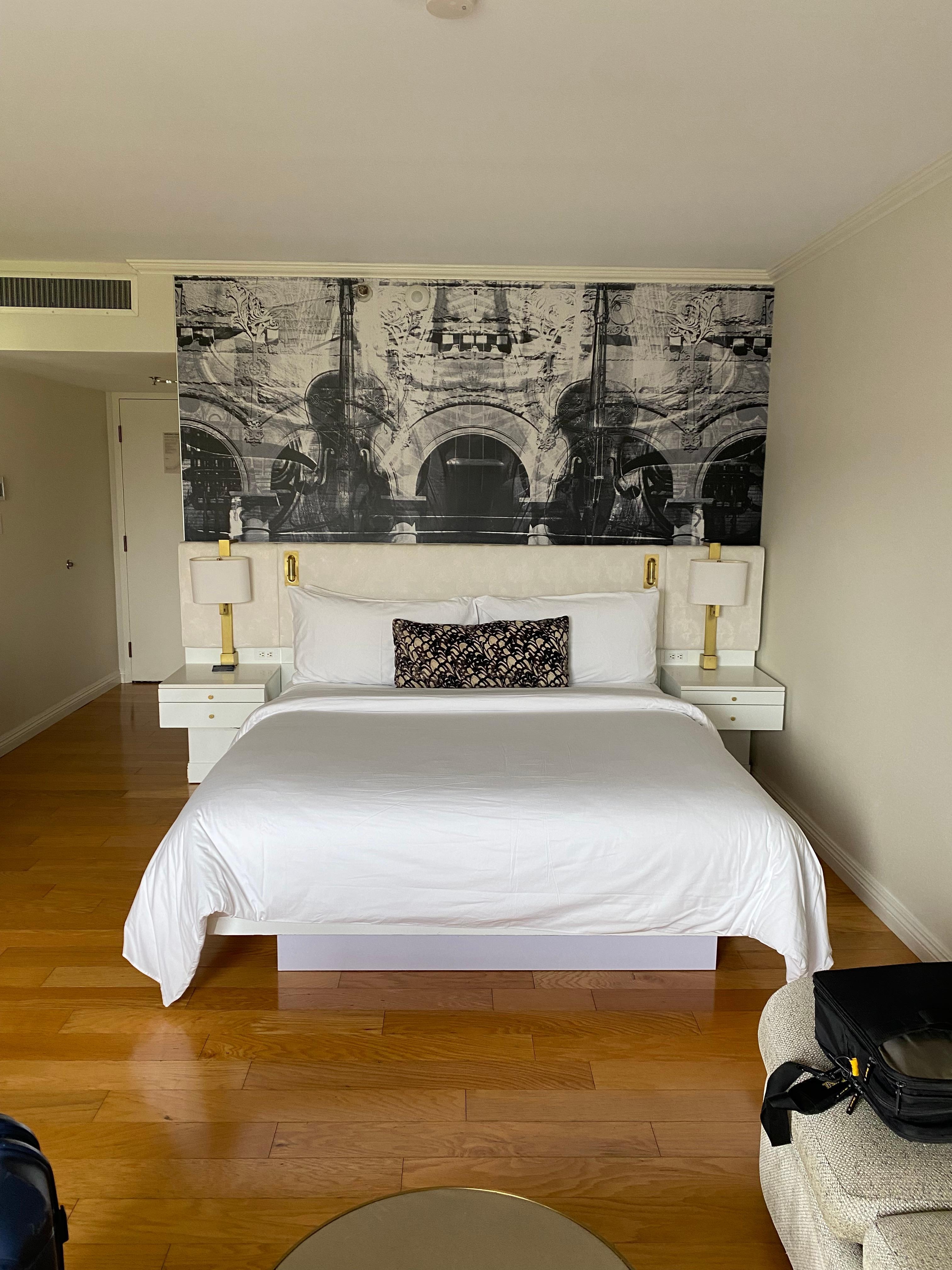 Very comfortable bed