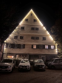 Haus bei Nacht