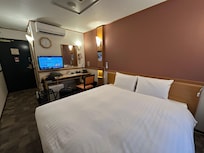 ダブルベッドがとても広かったです