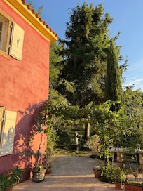 Eingang zum Garten-Paradies