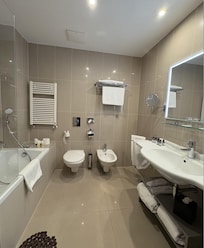 The bathroom was large and spotless!