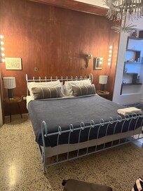 Comfortable king size bed