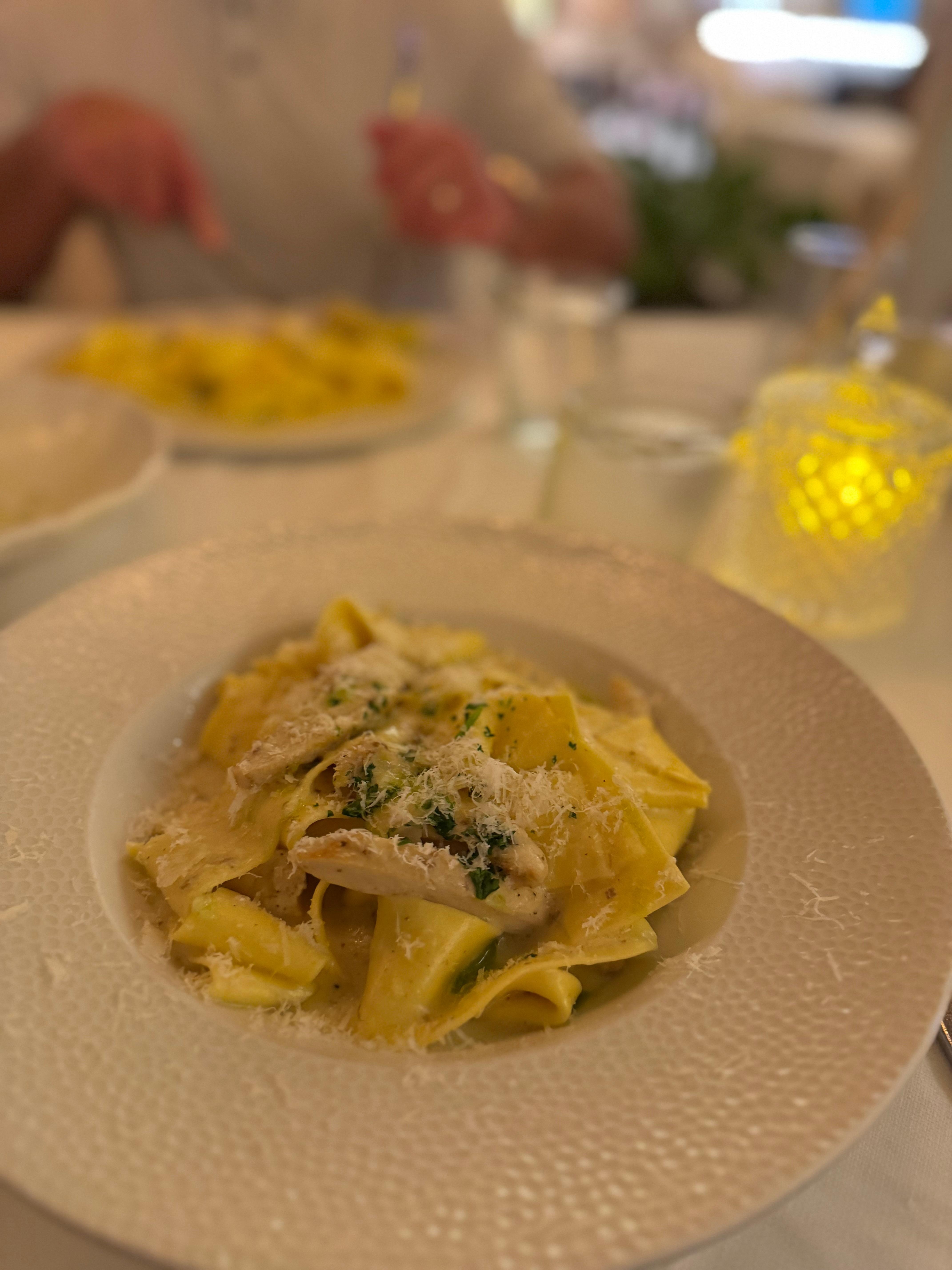 Gianni’s excellent dinner spot, steps away from condo