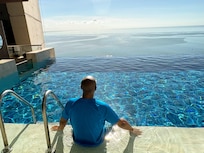 Infinity pool