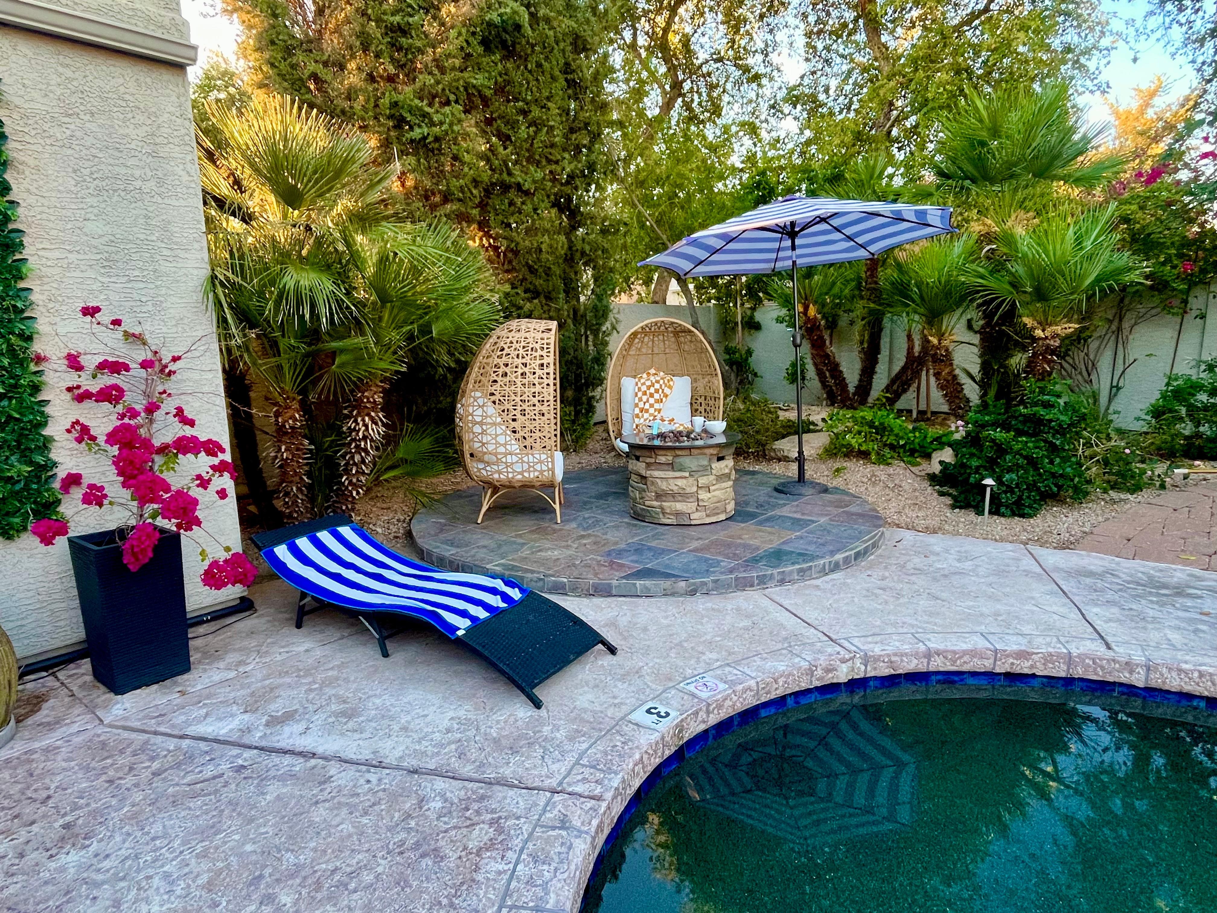 Breakfast nook for mom!