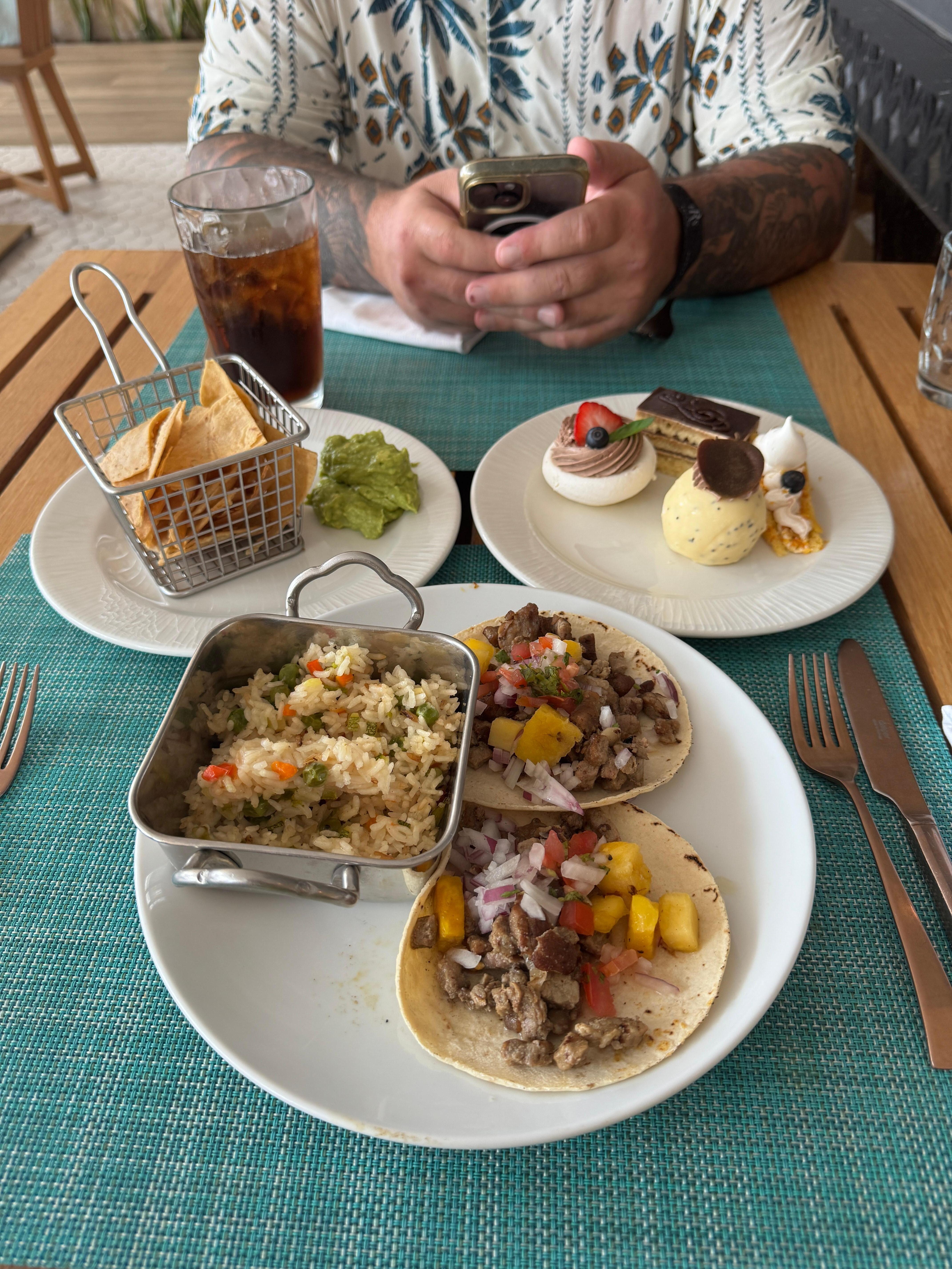 Helios Lunch