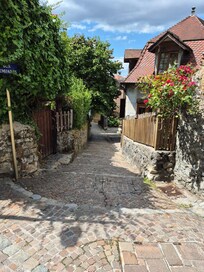 The Hobbitt lanes