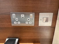 Really nice touch was having sockets in the room with both USB A and C available 👍🏽