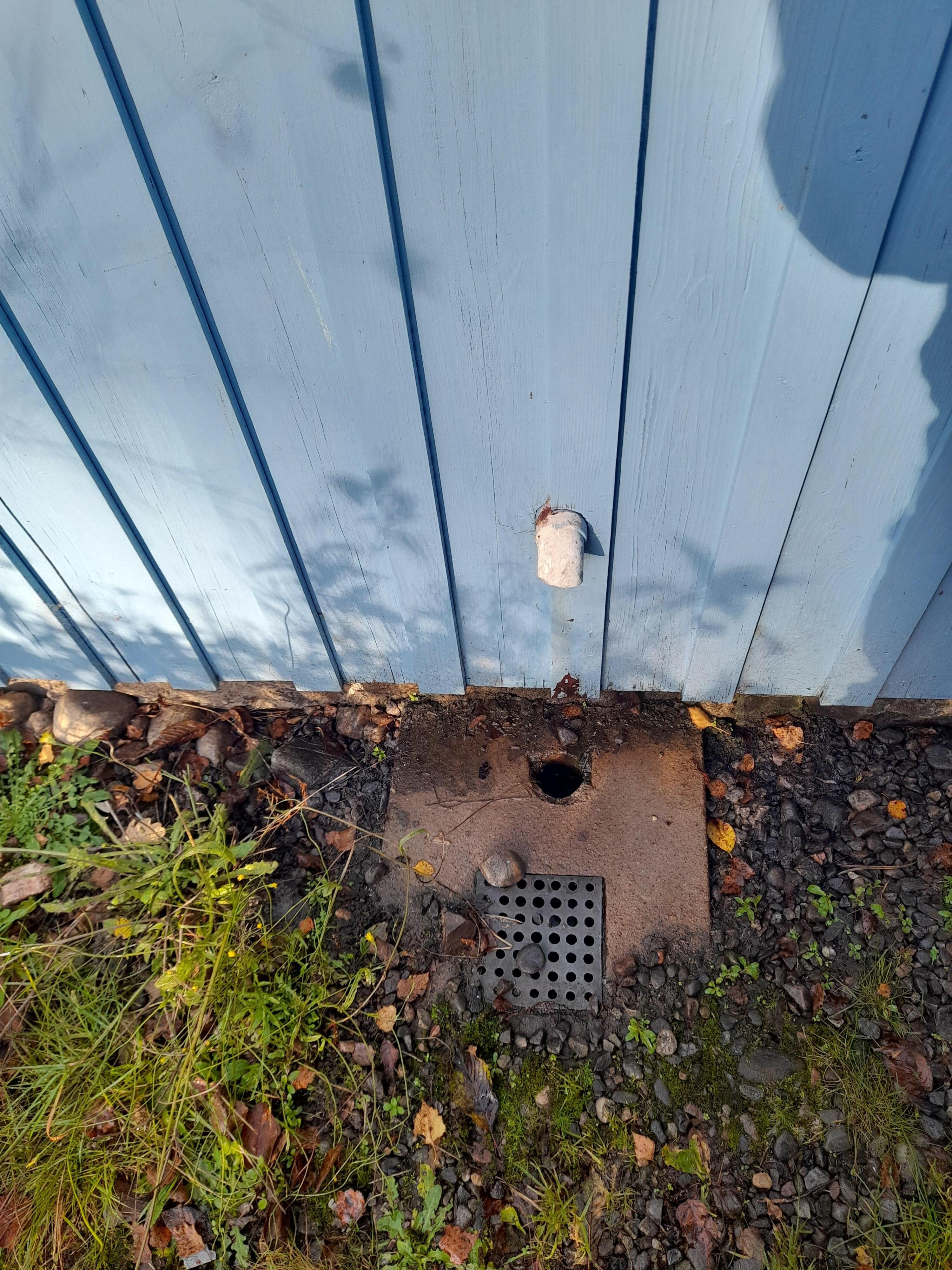 Kitchen sink contents now on the ground