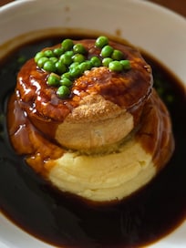 The steak pie and mash was incredible! Highly recommend it