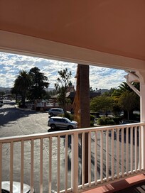 Lots of parking close to my room