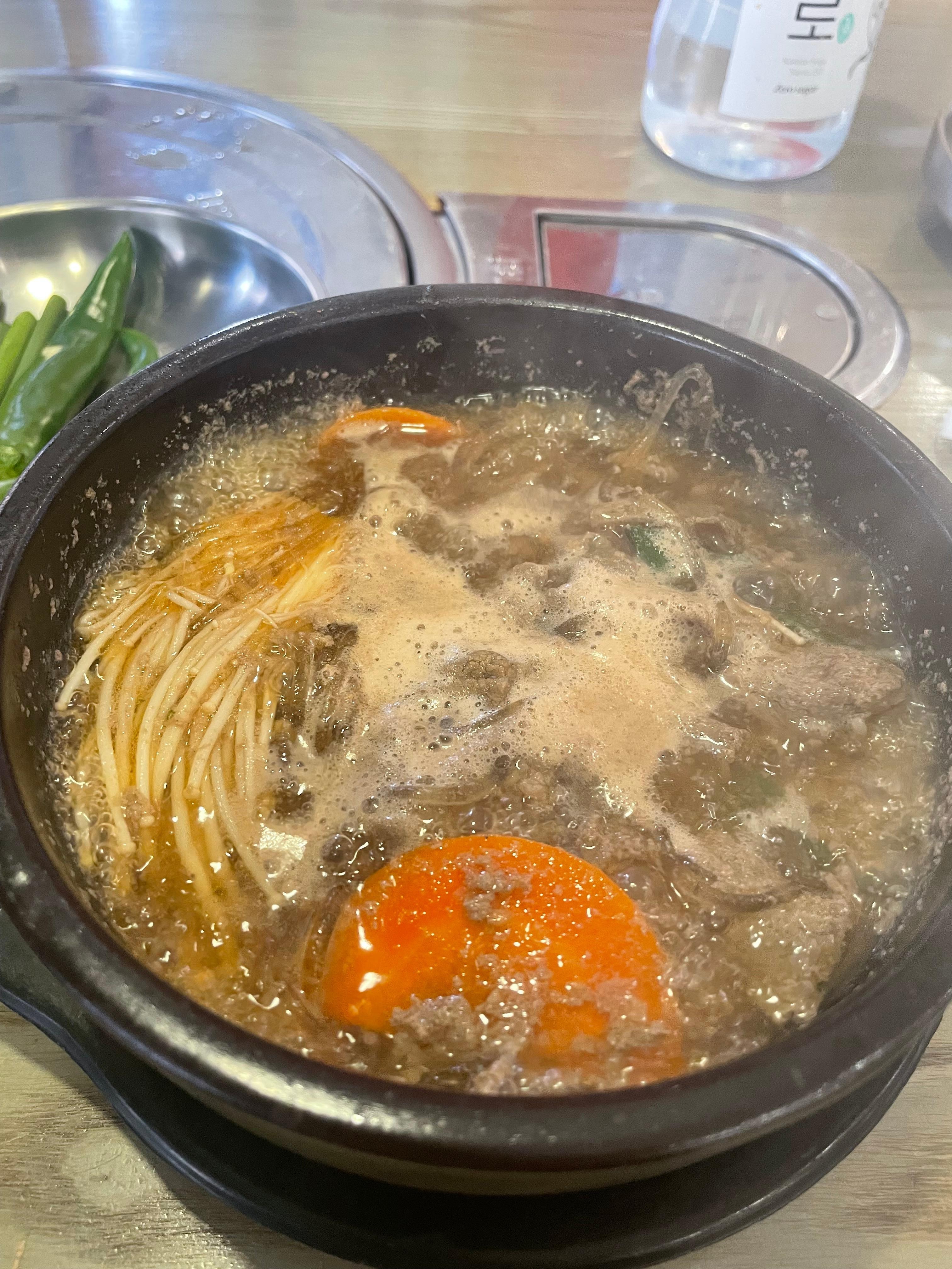 プルコギ鍋美味しかった＾＾
辛いものが苦手な方に。