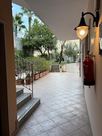 Route up to pool, lift available