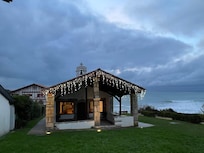 Vue de la maison (derrière l’église)