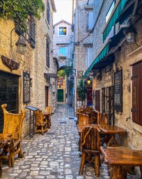 One of the many restaurants in the small side streets.
