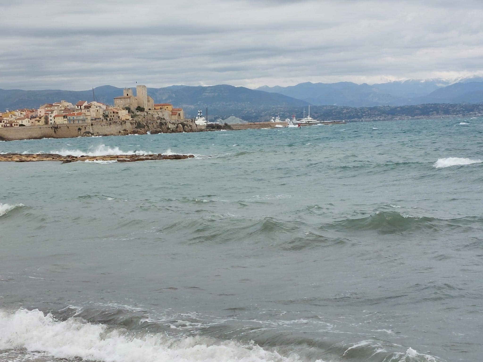 Une promenade à la plage de Ponteil tout prés de l'apartment
