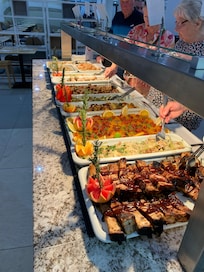 Buffet dinner example 1