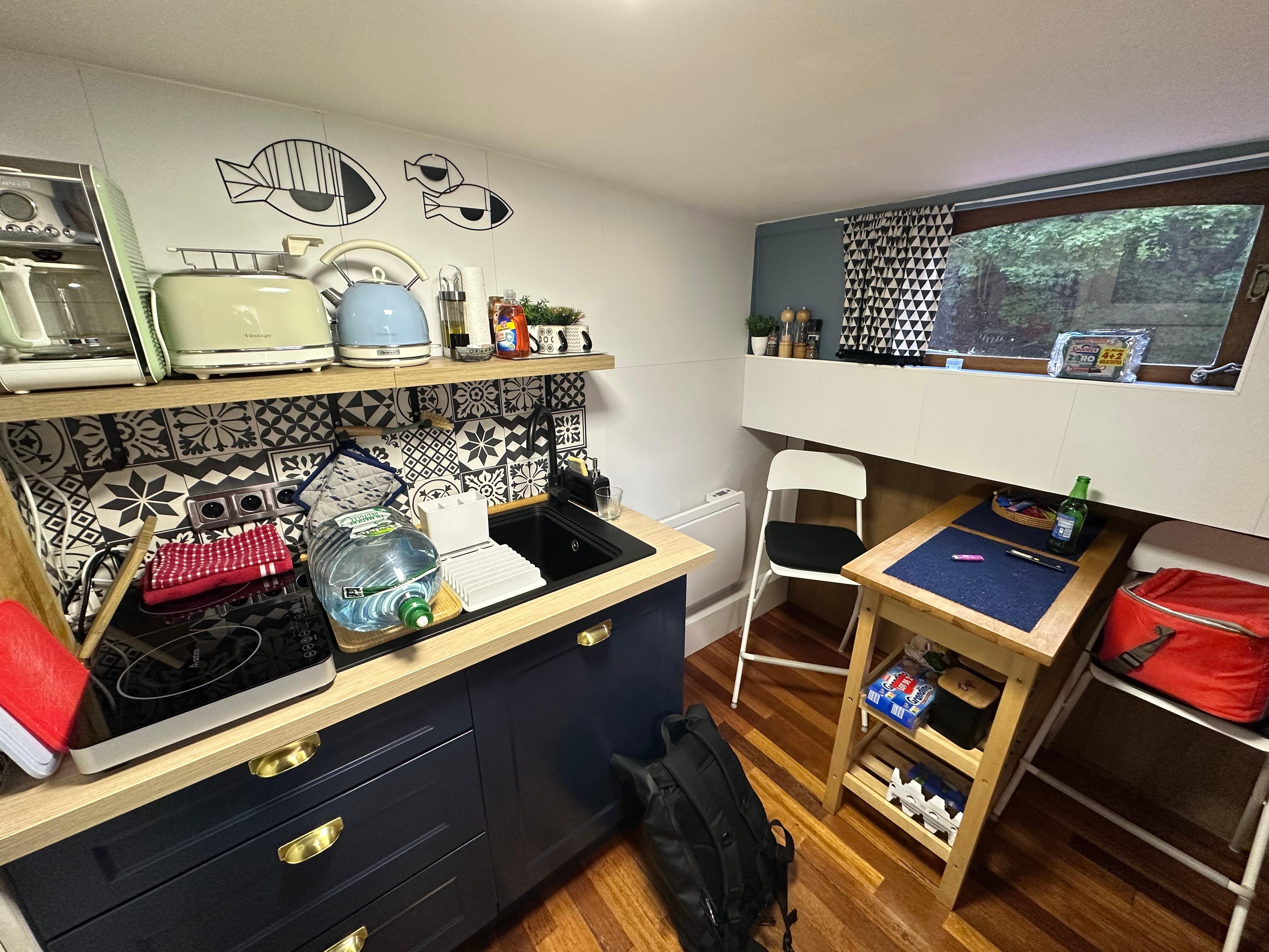 Küche und Sitzecke zum Essen