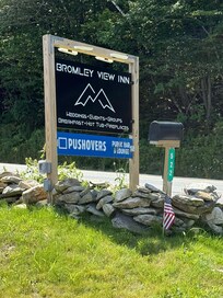 Bromley view inn sign