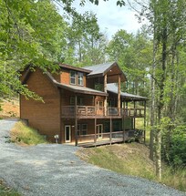 Beautiful cabin!
