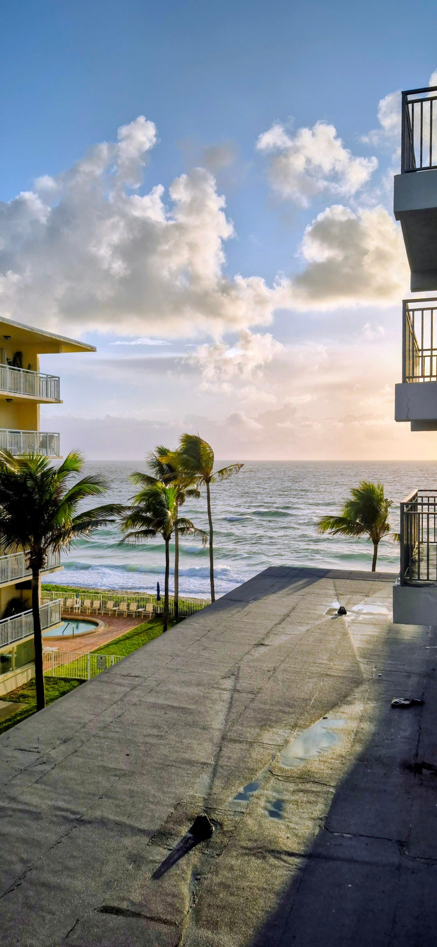 Partial ocean view, so relaxing!