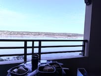 Breakfast delivery too room and beautiful scenery!